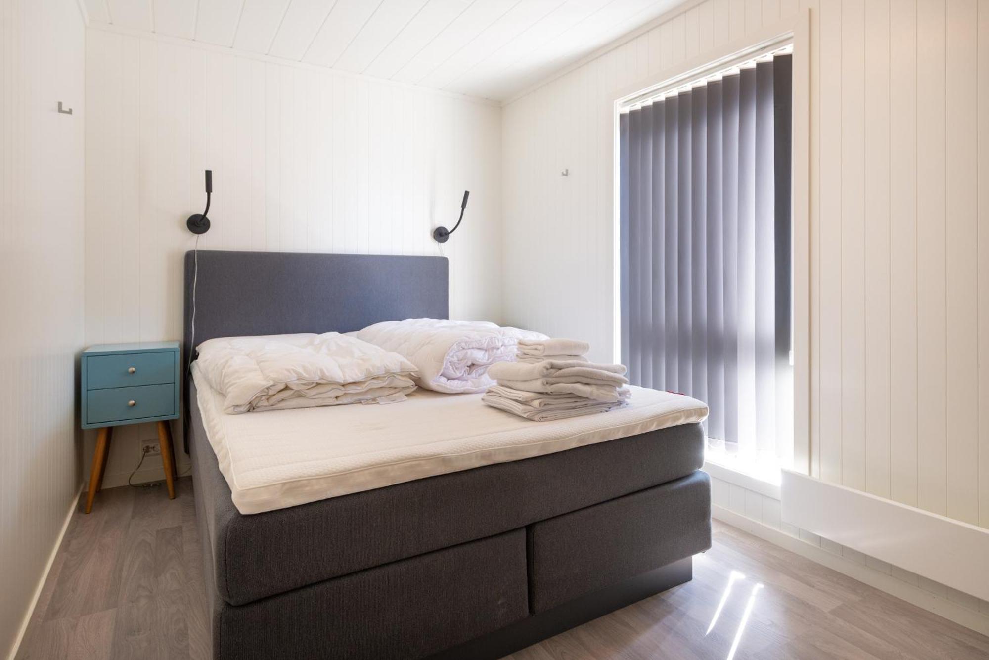 Lofoten Waterfront Luxury Lodge Ballstad Dış mekan fotoğraf